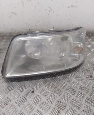 Volkswagen Transporter - Caravelle T5 Headlight/headlamp 0301195201 02A011AHCHR