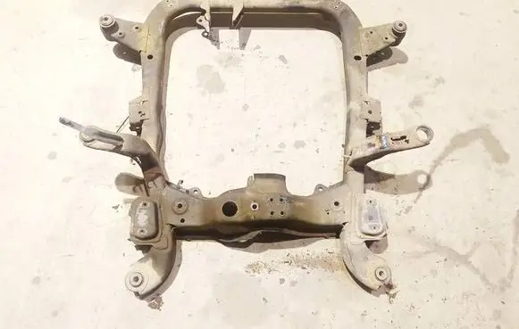 Opel Zafira B Front subframe