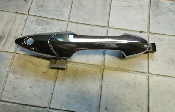 Honda FR-V Front door exterior handle