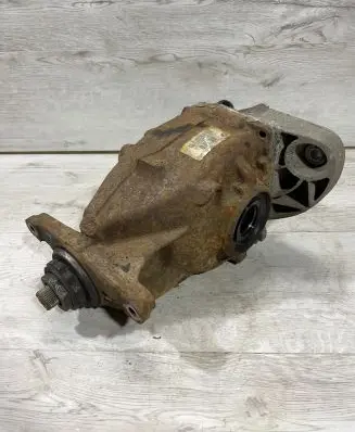 BMW X3 F25 Rear differential 7592005 89000Z0008400 7564867