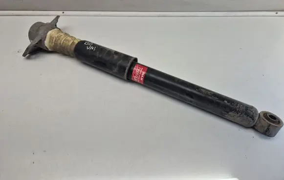 Volkswagen PASSAT B6 Rear shock absorber/damper 