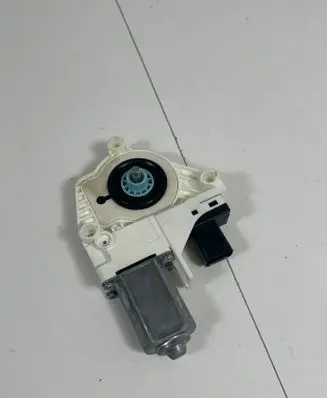 Tesla Model Y Front door window regulator motor G03482101