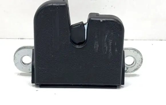 Tailgate exterior lock
