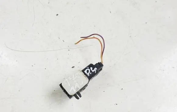 Volvo V70 Airbag deployment crash/impact sensor 31264395