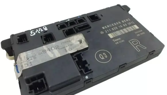 Mercedes-Benz E W211 Door control unit/module 2118201685