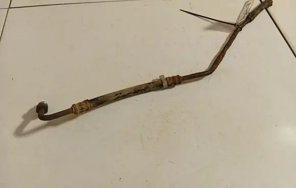 Volkswagen Polo IV 9N3 Power steering hose/pipe/line 