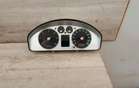 Ford Galaxy Speedometer (instrument cluster) 7M5920820Q