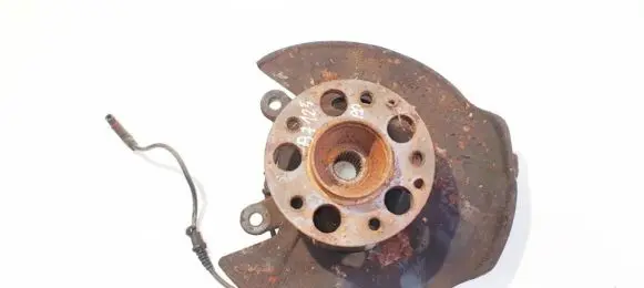 Mercedes-Benz Vaneo W414 Front wheel hub