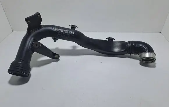 Volkswagen PASSAT B5.5 Intercooler hose/pipe 3B0145762B 3B0155762C 8E0145880