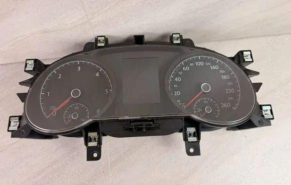 Volkswagen Touran III Speedometer (instrument cluster) 5TA920751