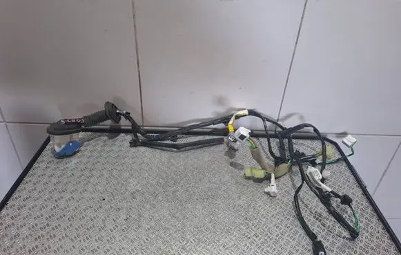 Suzuki SX4 S-Cross Front door wiring loom AB75761M01