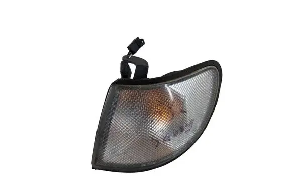 Nissan Sunny Front indicator light