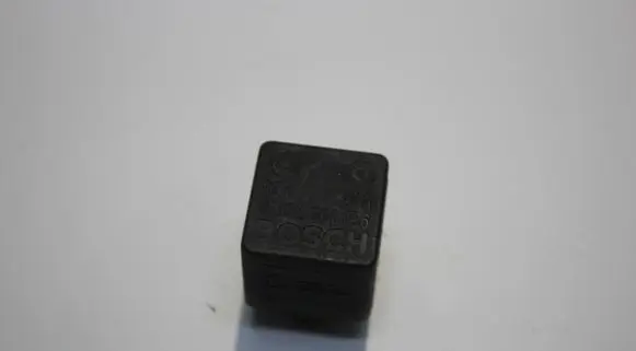 Audi A4 S4 B5 8D Other relay 431951253H