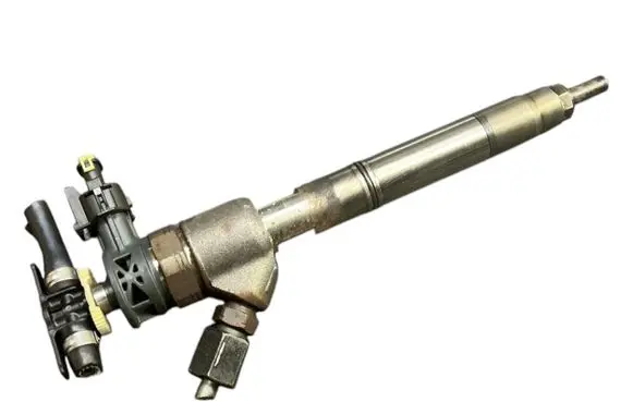 Hyundai i40 Fuel injector 0445110589 338002A610