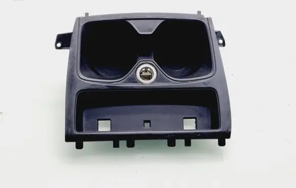 Cup holder front
