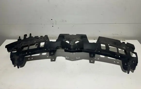 Citroen C4 I Picasso Front bumper mounting bracket 9654198680