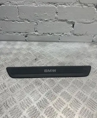BMW X3 F25 Side skirt front trim 7205597