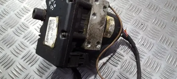Mercedes-Benz C W202 ABS Pump A0024319212