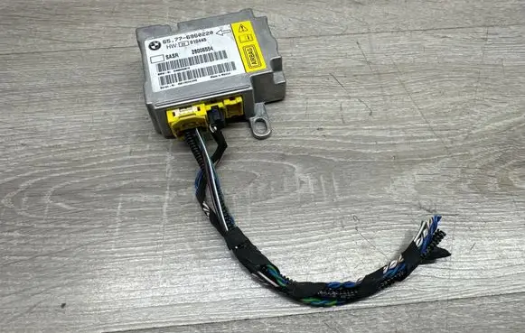 BMW 7 E65 E66 Airbag control unit/module 65776960220 28006554 E1010445