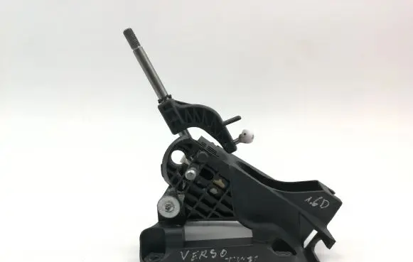 Toyota Verso-S Gear shifter/selector 112102525