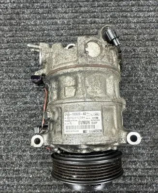Land Rover Range Rover Sport L494 Air conditioning (A/C) compressor (pump) CPlA19D629AD 037028123B4