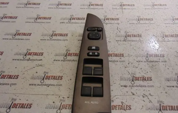 Lexus IS 220D-250-350 Electric window control switch 8404053170