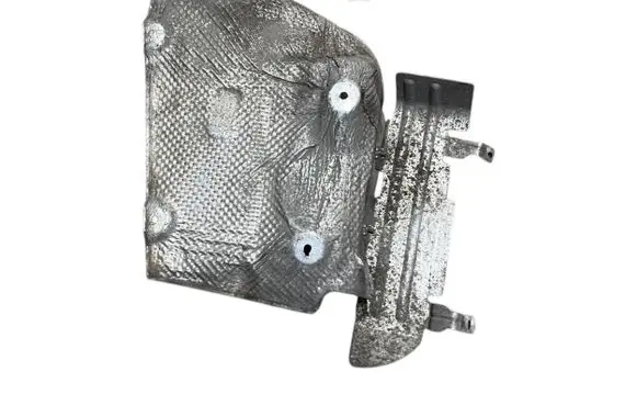 BMW 6 F06 Gran coupe Heat shield in engine bay 51487226941 7226941 7230176