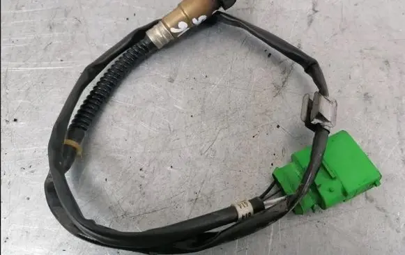 Audi A4 S4 B6 8E 8H Lambda probe sensor 06C906265 0258006363