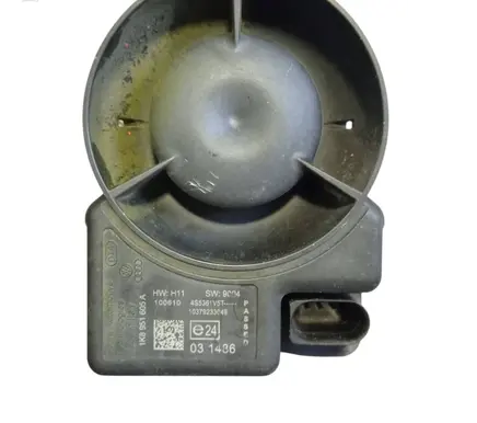 Volkswagen PASSAT B6 Alarm system siren 1K8951605