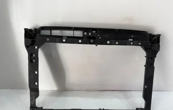 Skoda Octavia Mk4 Radiator support slam panel 5E3805588