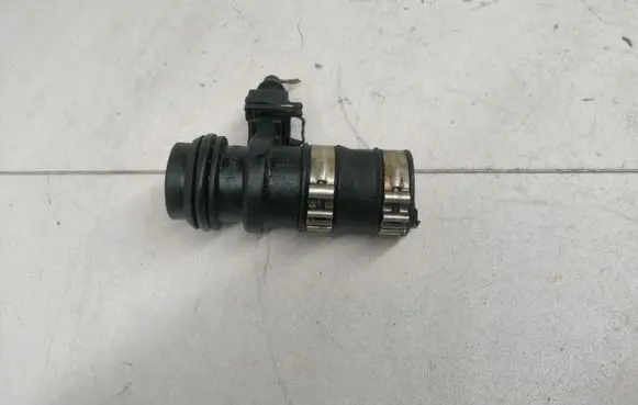 BMW 5 F10 F11 Other engine part 3900160896