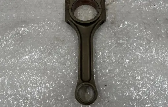 Mercedes-Benz CLS AMG C219 Connecting rod/conrod 