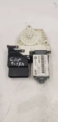 Seat Altea Rear door window regulator motor 5P0839402 H06S0206