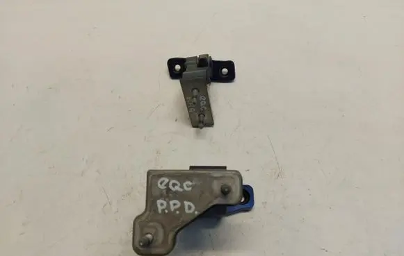 Mercedes-Benz EQC Front door hinge set MERCEDESEQCZAWPP
