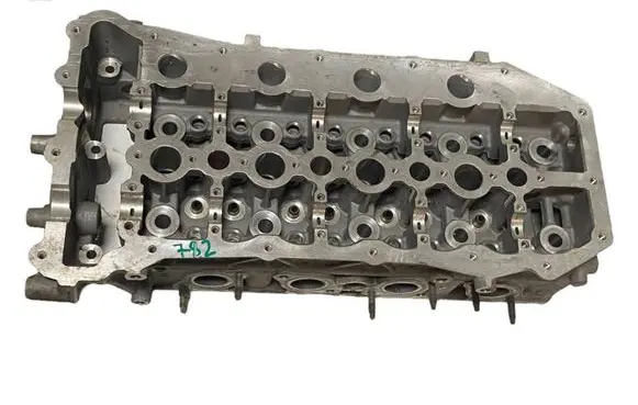 Land Rover Range Rover Sport L320 Engine head 6C064CB