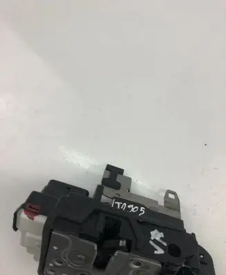Volvo XC40 Coupe door lock (next to the handle) 31349894