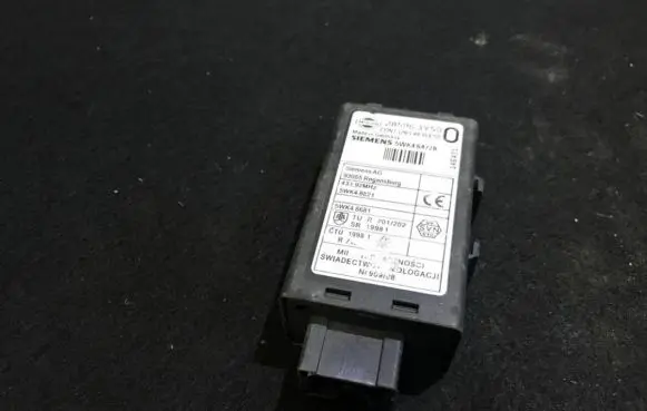 Nissan X-Trail T30 Other control units/modules 285963y500 5wk46472b