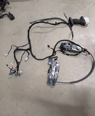 Dodge Challenger Front door wiring loom P68409478AB