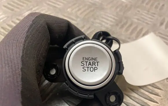 Engine start stop button switch