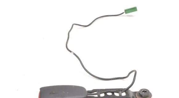 Volvo V50 Front seatbelt buckle 615580