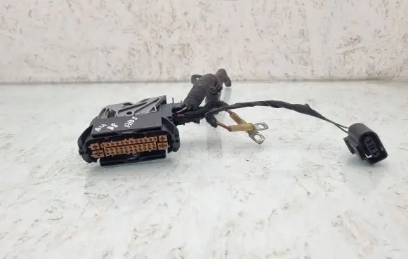 Audi A4 S4 B8 8K ABS module connector plug 6Q0973038A