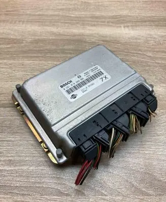 Nissan X-Trail T30 Engine control unit/module ECU 23710BN302 0281010809