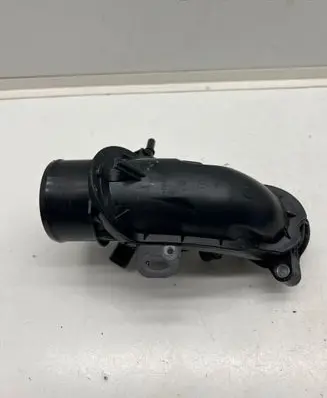 Coolant pipe/hose