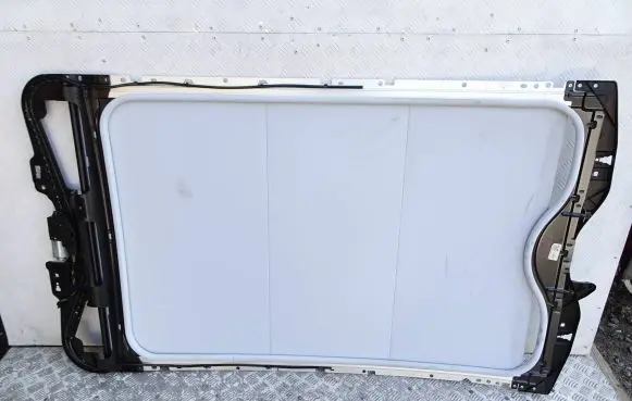 Peugeot 508 Sun visor