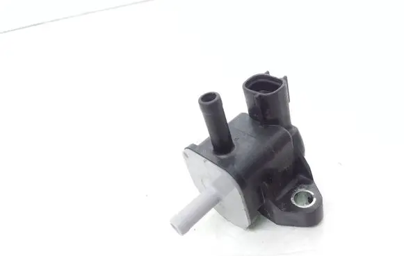Hyundai i10 Vacuum valve 9091012280 1362007070