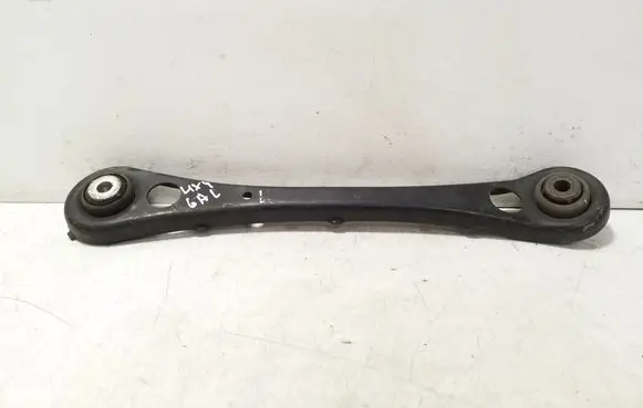 Rear control arm
