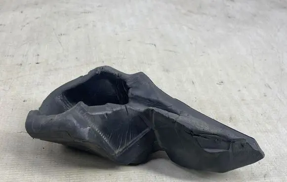 BMW 7 G11 G12 Fender foam support/seal 7330657
