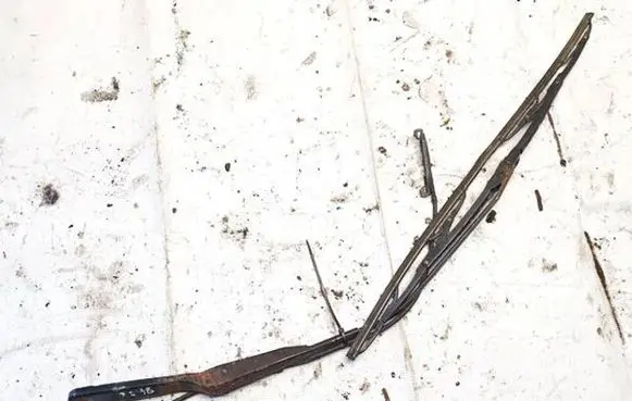 Iveco Daily 40.8 Front wiper blade arm 80005697B