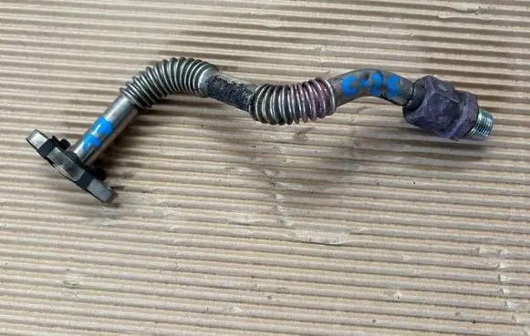 Iveco Daily 6th gen Turbo turbocharger oiling pipe/hose 5801908516