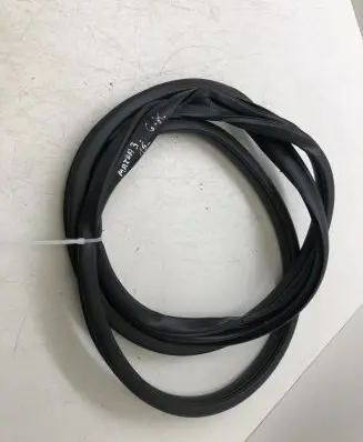 Mazda 3 III Rubber seal rear door 